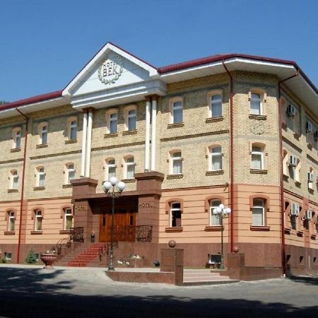 Hotel Bek Ташкент Екстер'єр фото